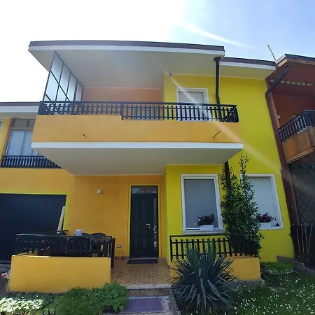 Casa Dai Angioi בית נופש סירמיונה
